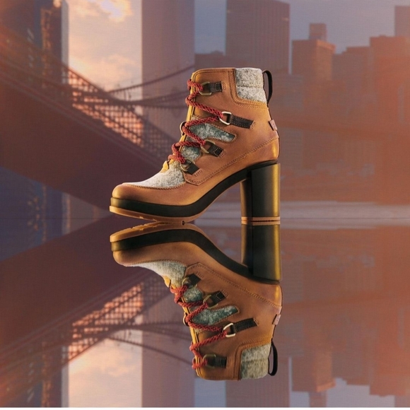 SOLD. BRAND NEW! Sold Out Sorel “Blake” Lace Bootie! - Picture 3 of 9